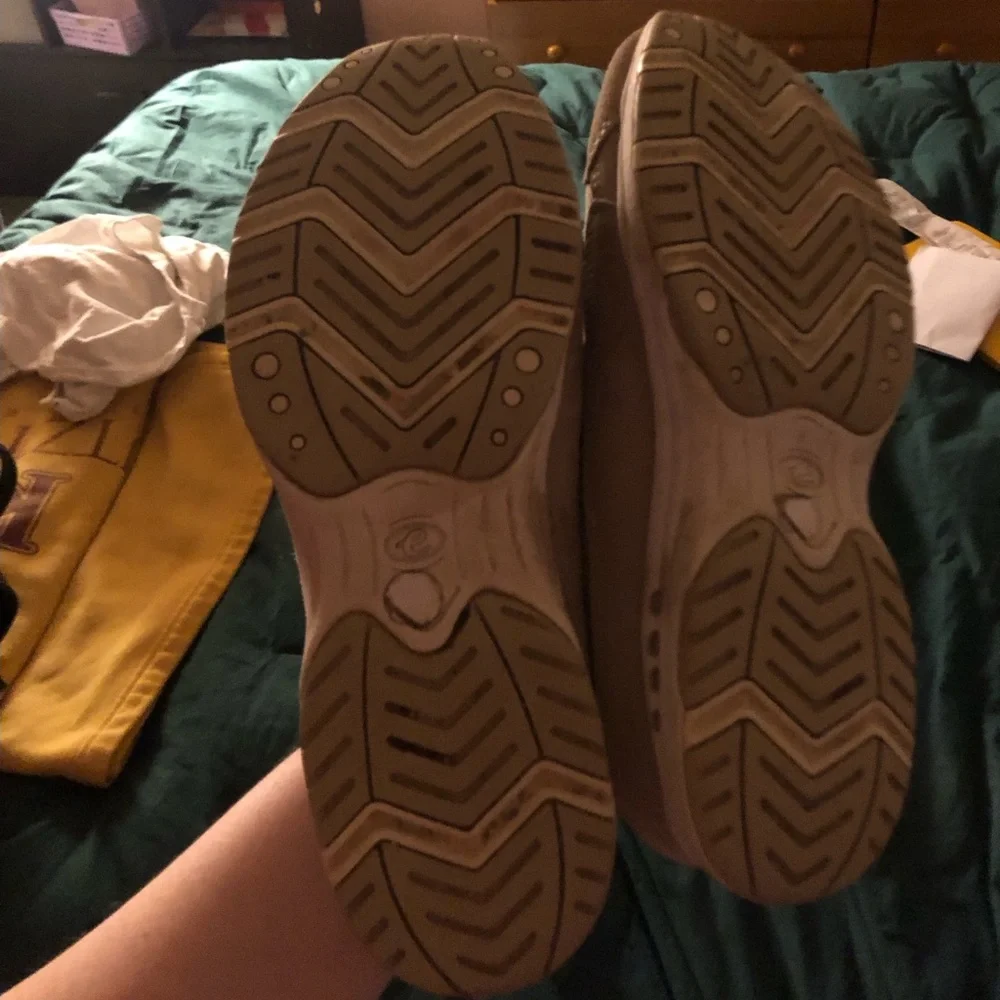 Shoes - Picture 2 of 2